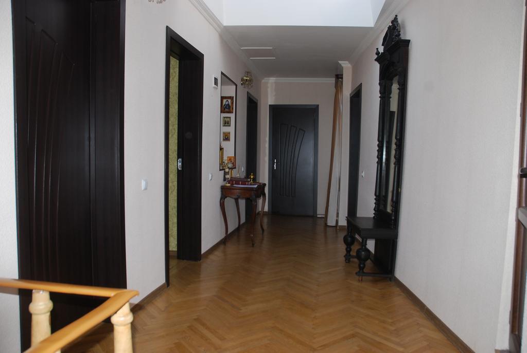 Guest House Zemeli Тбилиси Экстерьер фото
