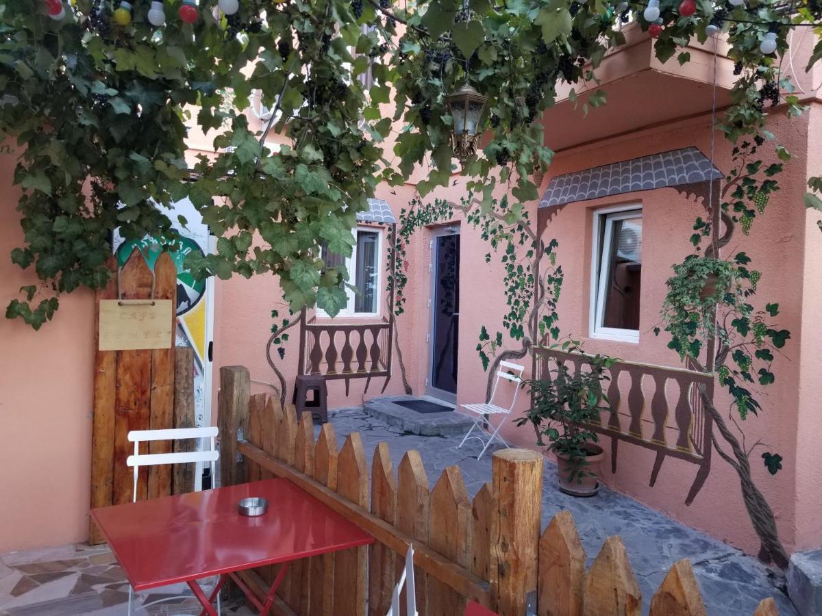 Guest House Zemeli Тбилиси Экстерьер фото